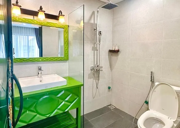 Moc Sky Penthouse Ha Long, New Life Tower * Ha Long